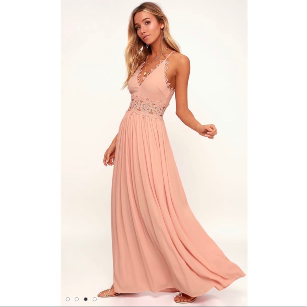 Never worn** Lulus blush pink maxi dress